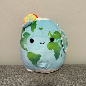 7in Roman The Earth Squishmallow
